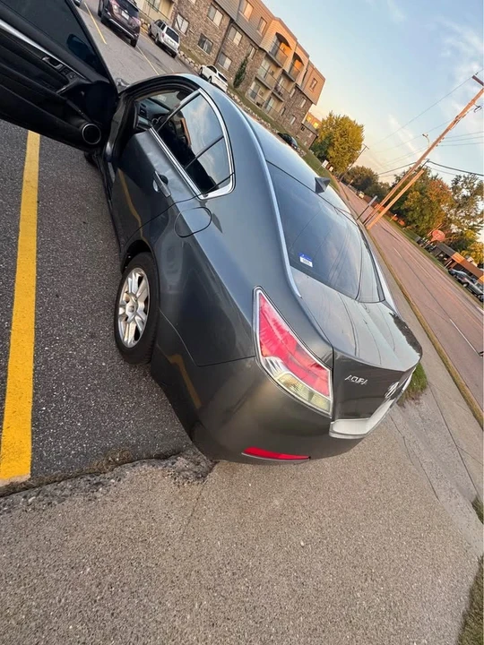 2011 Acura TL 4th Gen - Image 9 of 13