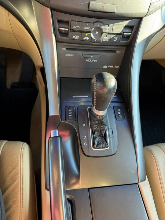 2011 Acura TSX 2nd Gen - Image 6 of 17