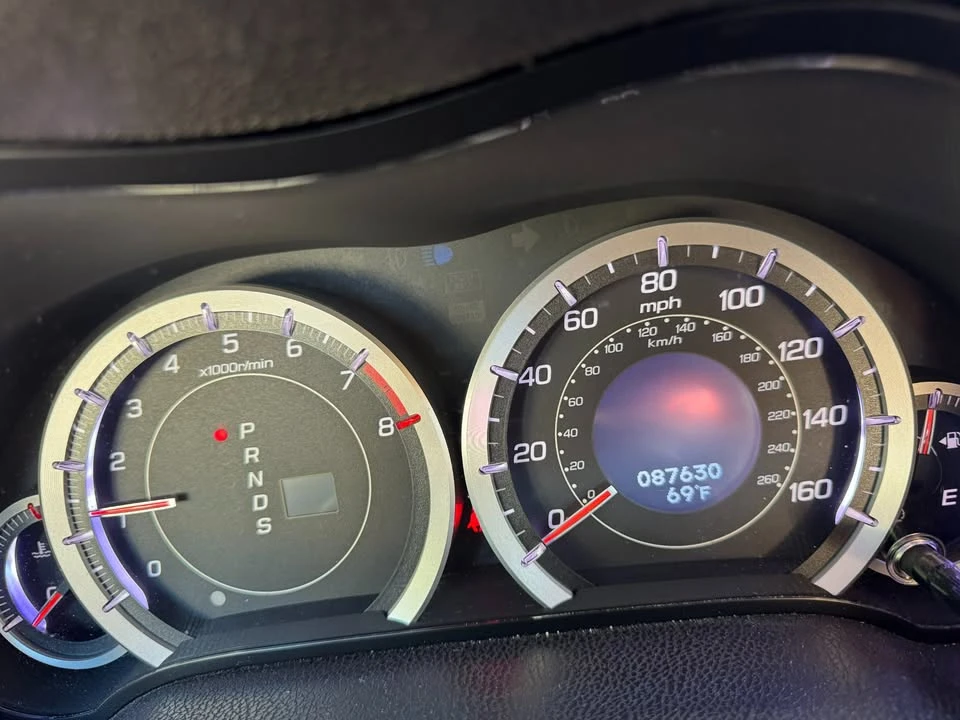 2011 Acura TSX 2nd Gen - Image 5 of 17
