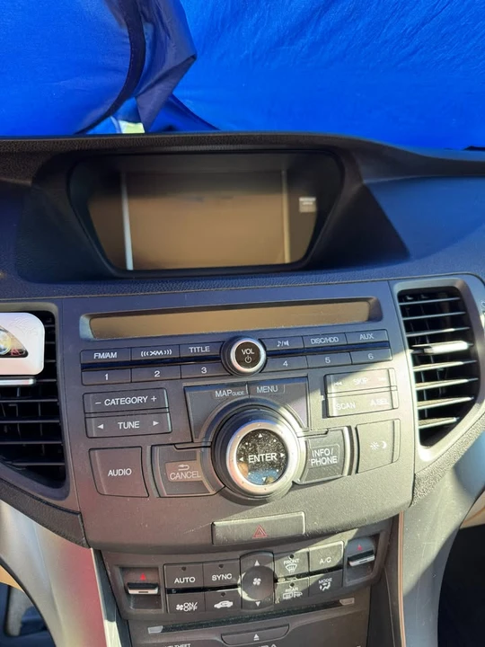 2011 Acura TSX 2nd Gen - Image 3 of 17