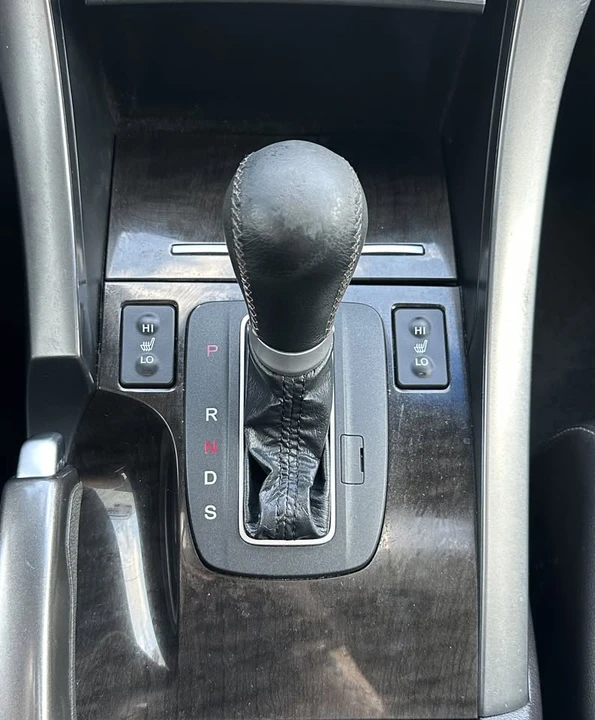 2011 Acura TSX 2nd Gen - Image 6 of 7