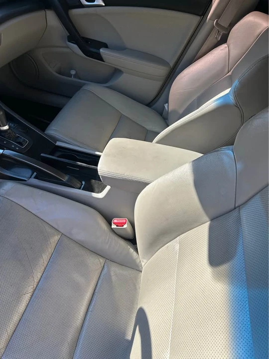 2011 Acura TSX 2nd Gen - Image 10 of 13