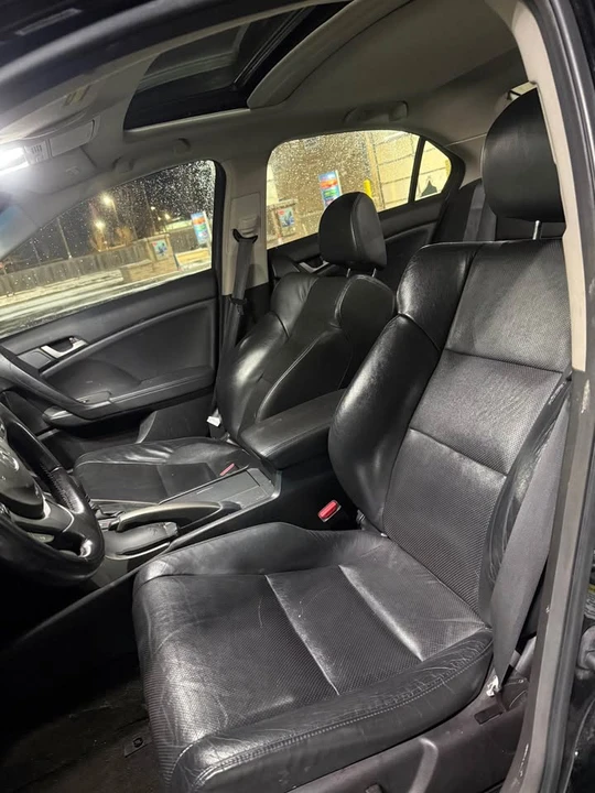 2011 Acura TSX 2nd Gen - Image 7 of 9
