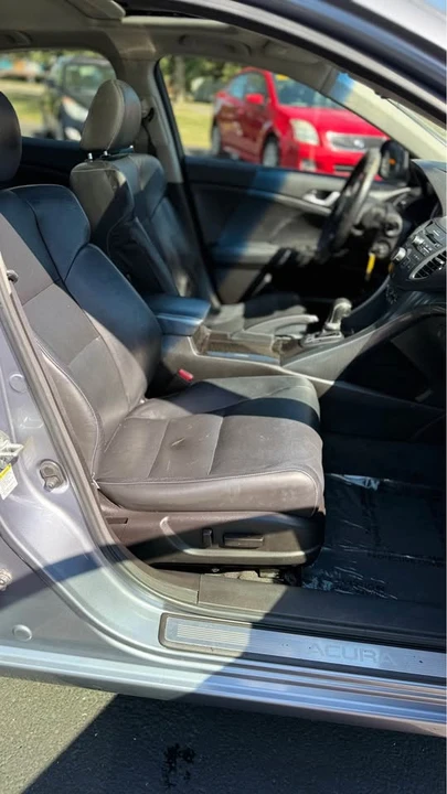 2011 Acura TSX 2nd Gen - Image 18 of 19