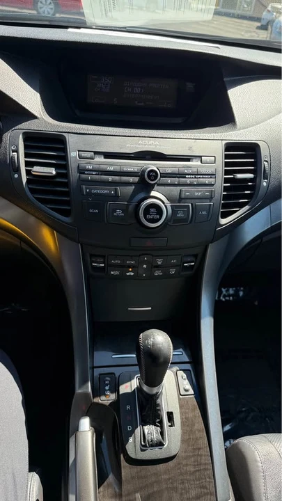2011 Acura TSX 2nd Gen - Image 9 of 19