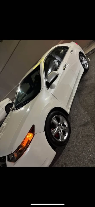 2011 Acura TSX 2nd Gen - Image 2 of 4