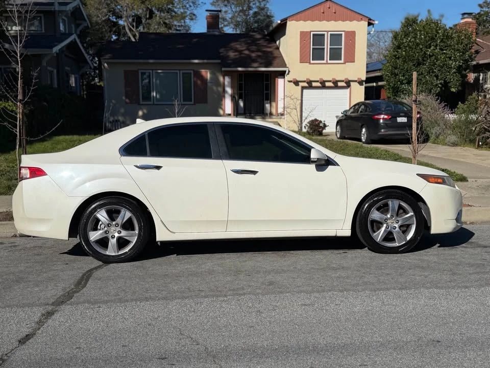 2011 Acura TSX 2nd Gen - Image 5 of 13