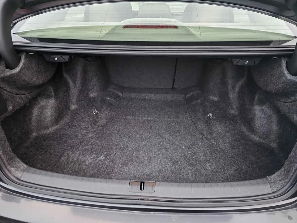 2011 Acura TSX 2nd Gen - Image 16 of 17