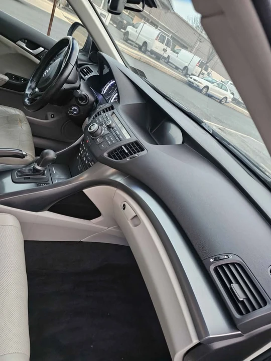 2011 Acura TSX 2nd Gen - Image 14 of 17