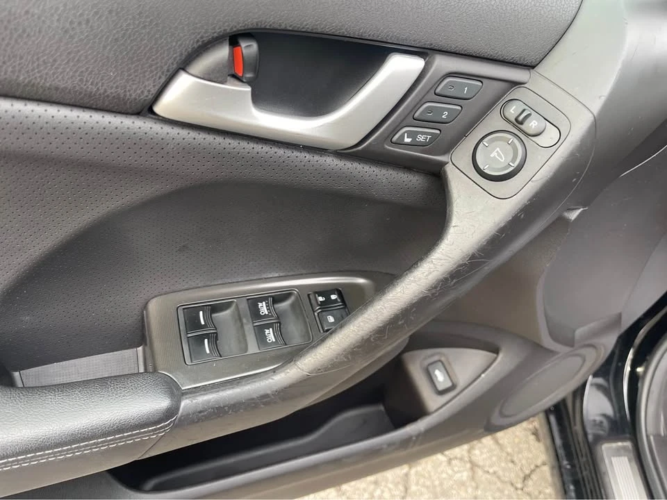 2011 Acura TSX 2nd Gen - Image 14 of 19