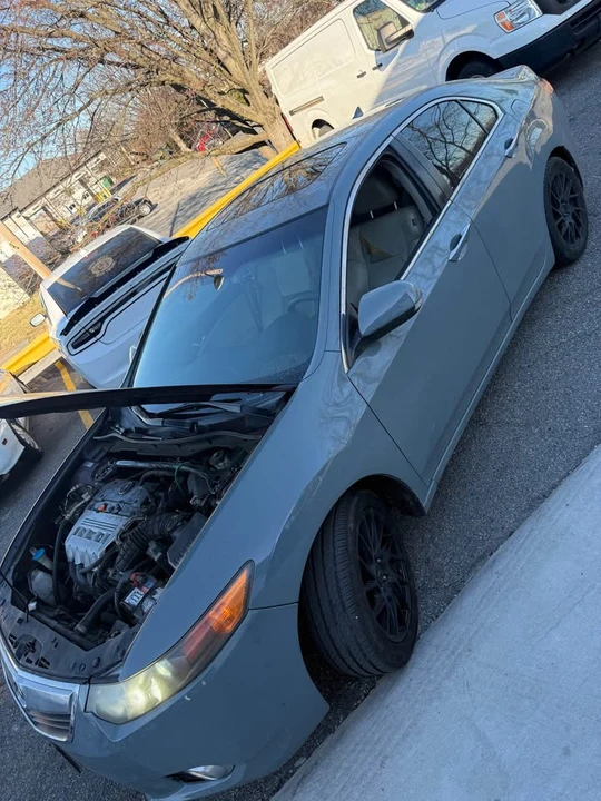 2011 Acura TSX 2nd Gen - Image 3 of 4