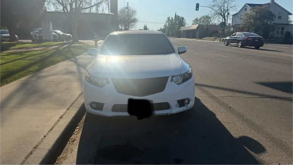 2011 Acura TSX 2nd Gen - Image 4 of 12
