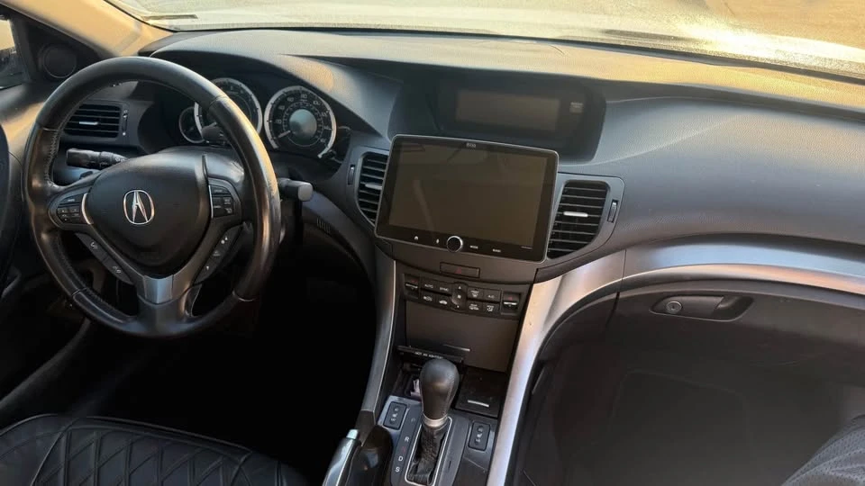 2011 Acura TSX 2nd Gen - Image 11 of 12