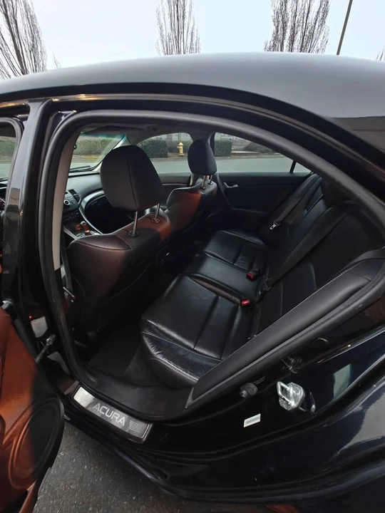 2011 Acura TSX 2nd Gen - Image 6 of 7