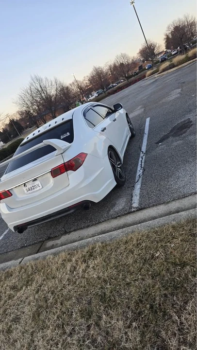 2011 Acura TSX 2nd Gen - Image 8 of 20