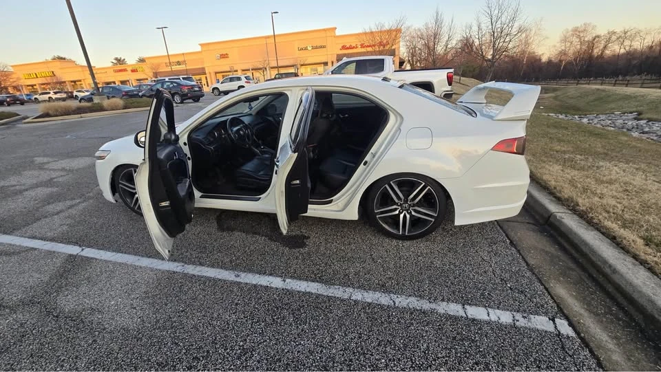 2011 Acura TSX 2nd Gen - Image 18 of 20