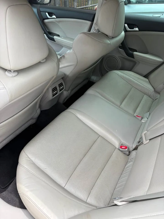 2011 Acura TSX 2nd Gen - Image 14 of 15