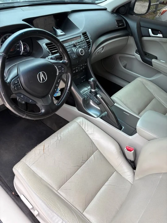 2011 Acura TSX 2nd Gen - Image 13 of 15