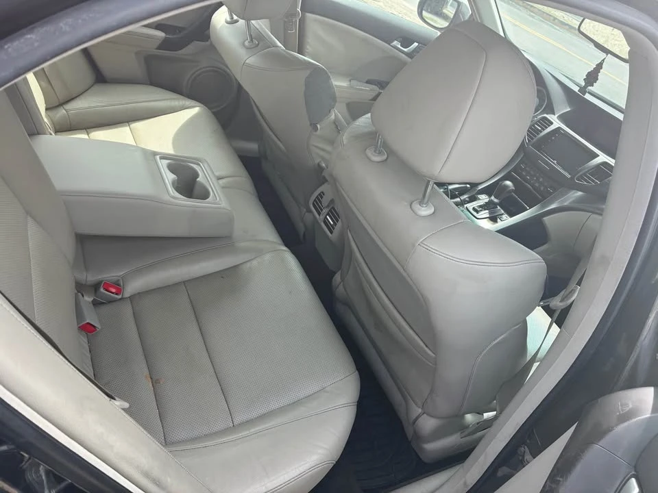 2011 Acura TSX 2nd Gen - Image 6 of 8