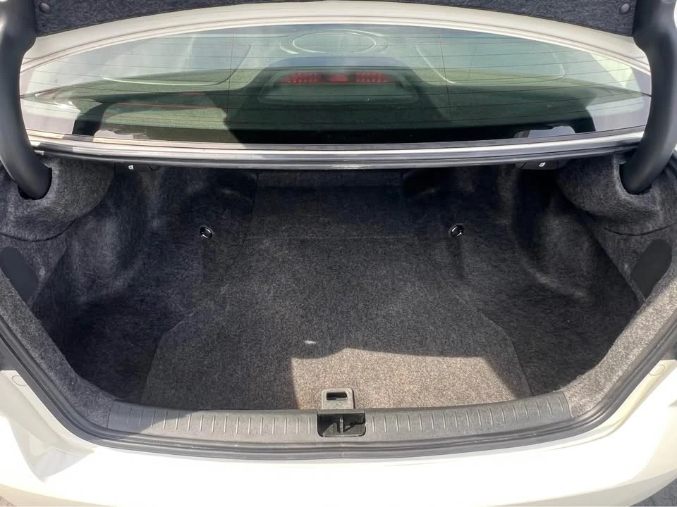 2011 Acura TSX 2nd Gen - Image 17 of 19