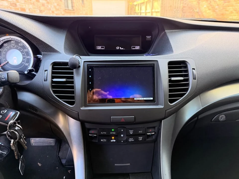 2011 Acura TSX 2nd Gen - Image 10 of 16