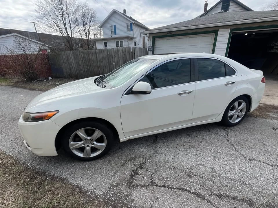 2011 Acura TSX 2nd Gen - Image 4 of 5