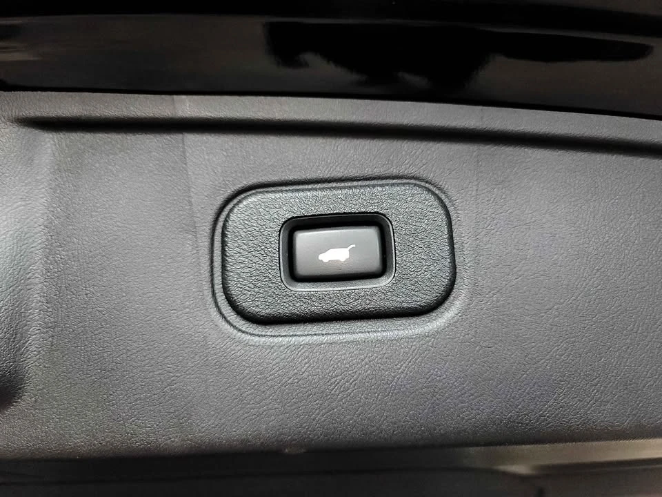 2011 Acura TSX 2nd Gen - Image 10 of 13