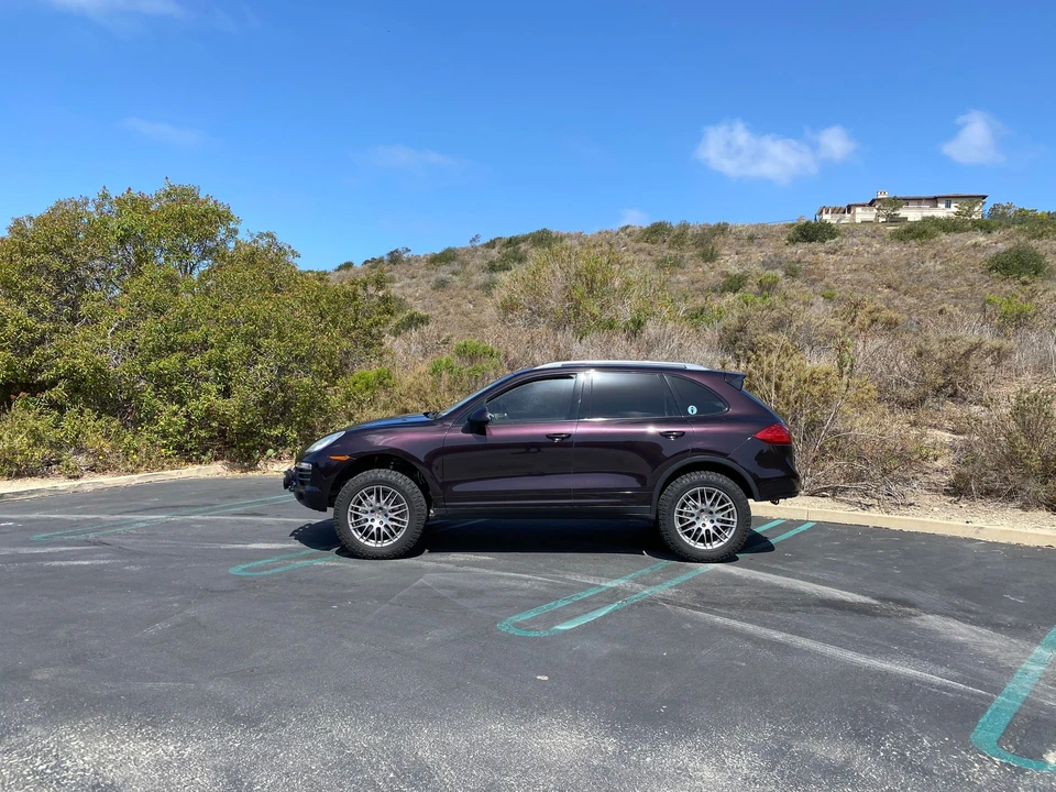 2011 Porsche 958 Cayenne S - Image 17 of 20