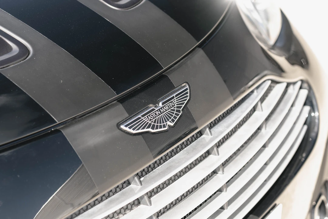 2011 Aston Martin - Image 25 of 31