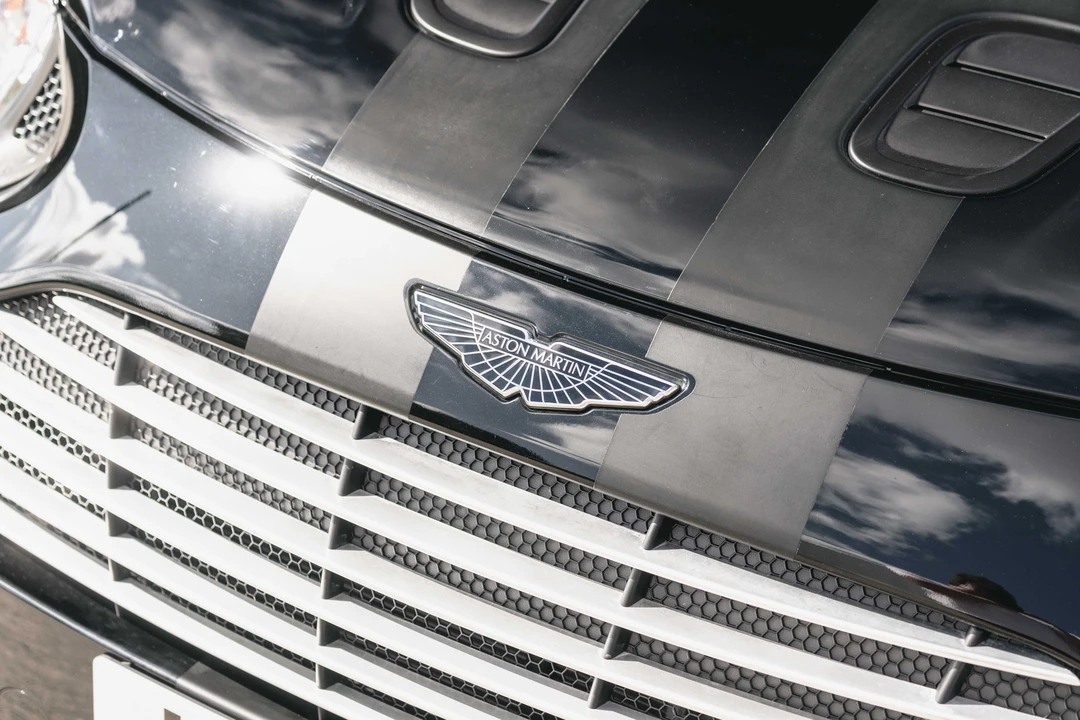 2011 Aston Martin - Image 31 of 31