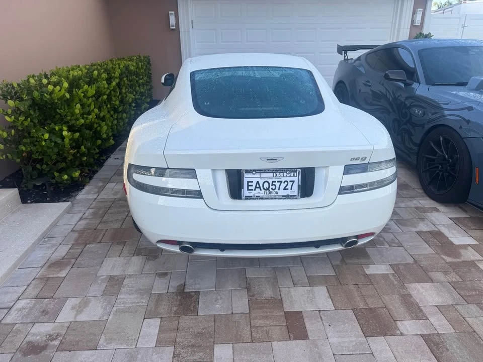 2011 Aston Martin DB9 - Image 2 of 8