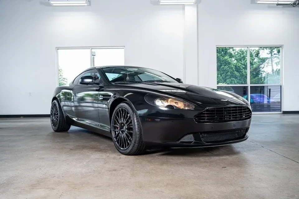 2011 Aston Martin DB9 - Image 2 of 7