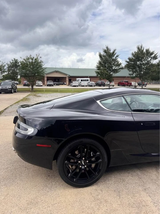 2011 Aston Martin DB9 - Image 9 of 17