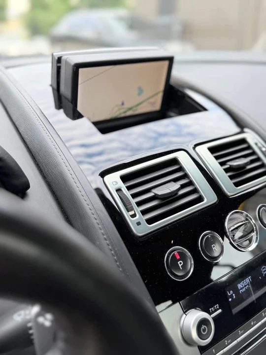 2011 Aston Martin DB9 - Image 18 of 19