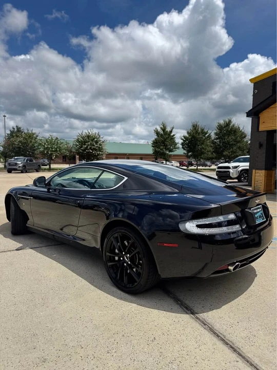 2011 Aston Martin DB9 - Image 3 of 20