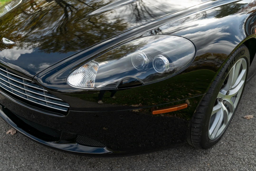 2011 Aston Martin DB9 - Image 25 of 31