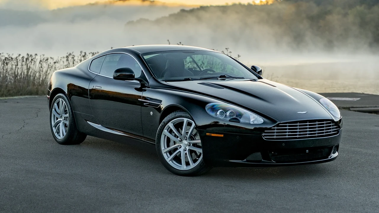 2011 Aston Martin DB9 - Image 20 of 31