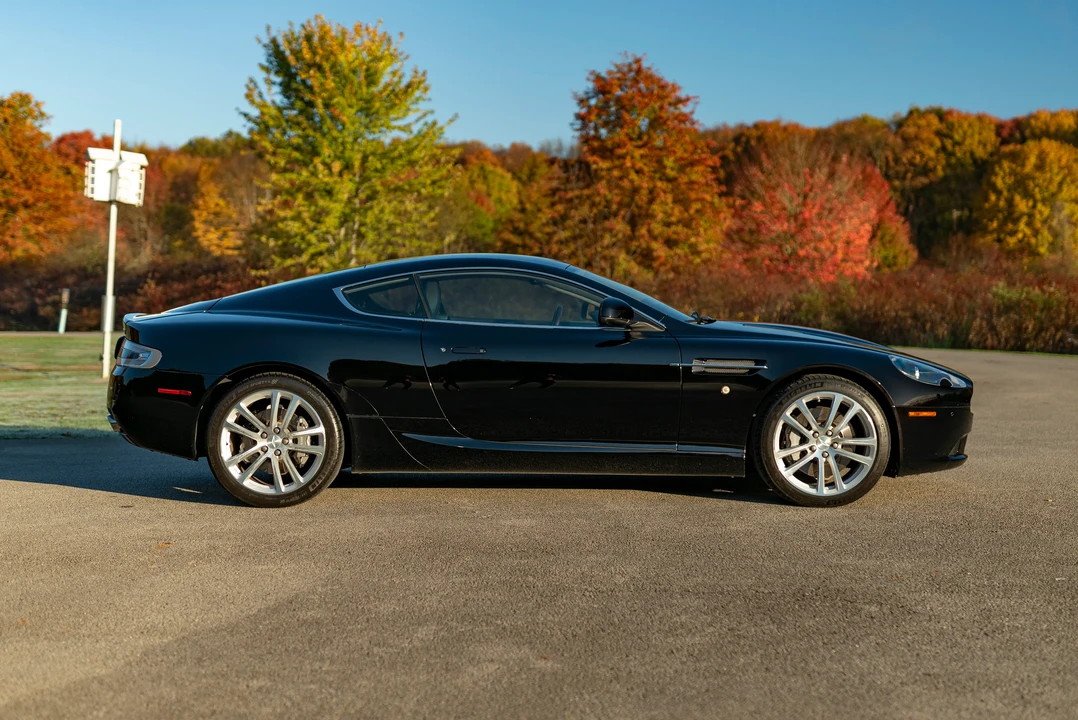 2011 Aston Martin DB9 - Image 10 of 31
