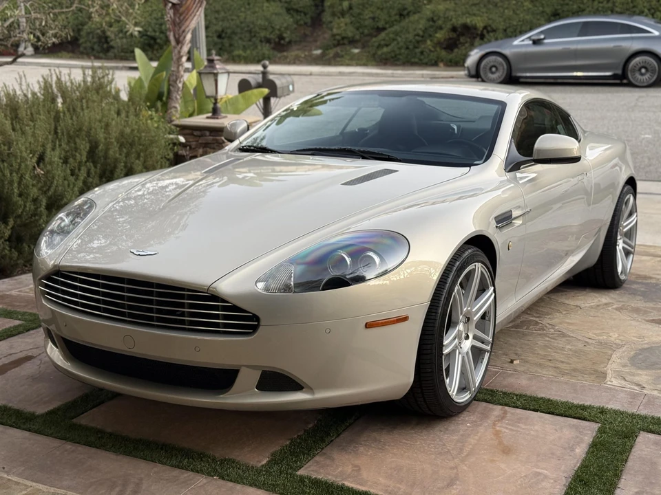 2011 Aston Martin DB9 - Image 6 of 31