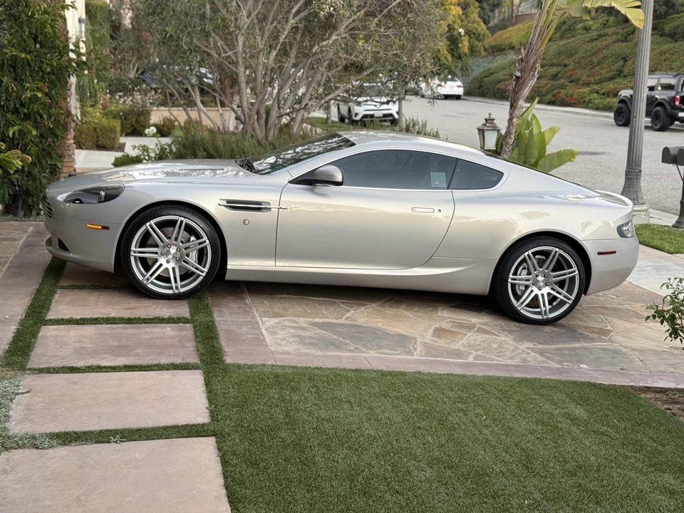 2011 Aston Martin DB9 - Image 23 of 31