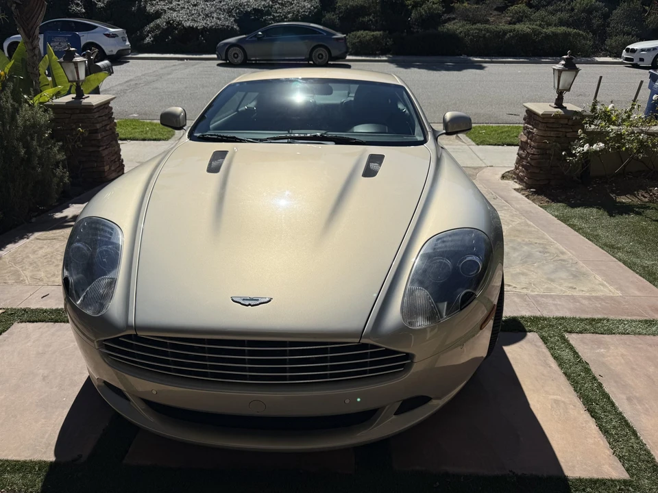 2011 Aston Martin DB9 - Image 7 of 31