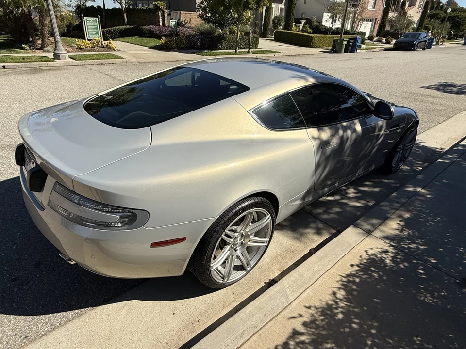 2011 Aston Martin DB9 - Image 12 of 31