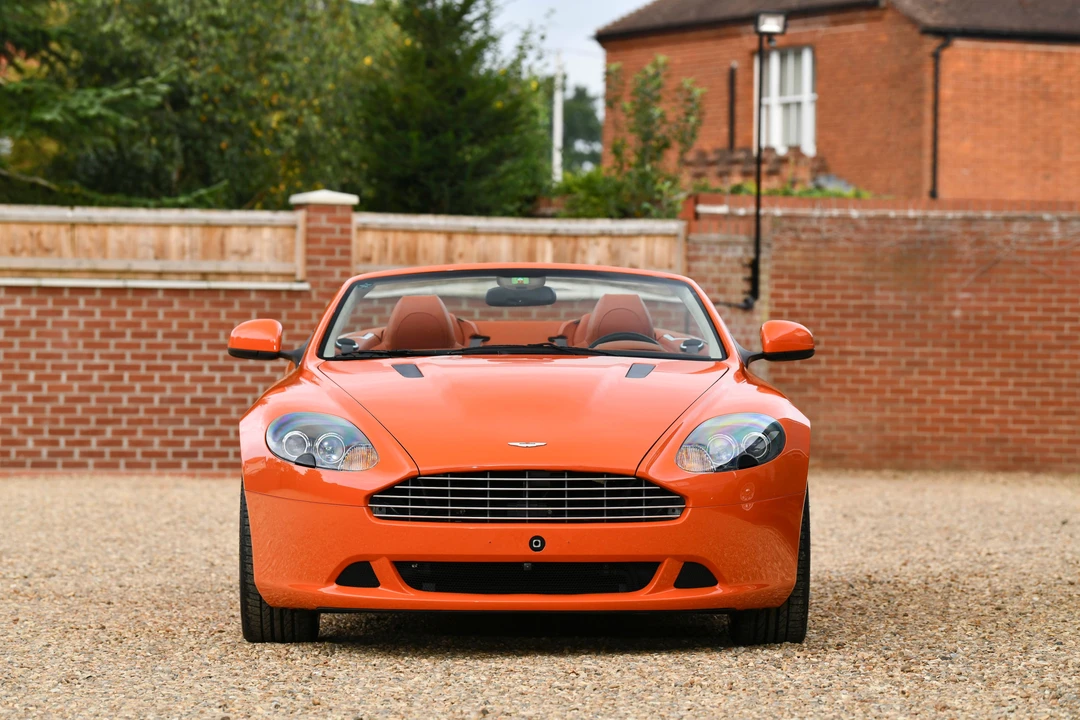2011 Aston Martin DB9 - Image 14 of 31