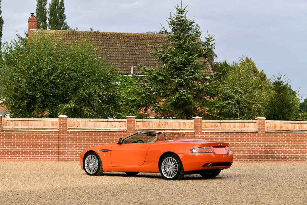 2011 Aston Martin DB9 - Image 8 of 31