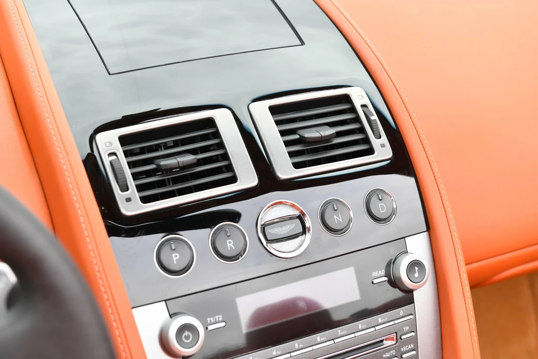 2011 Aston Martin DB9 - Image 23 of 31