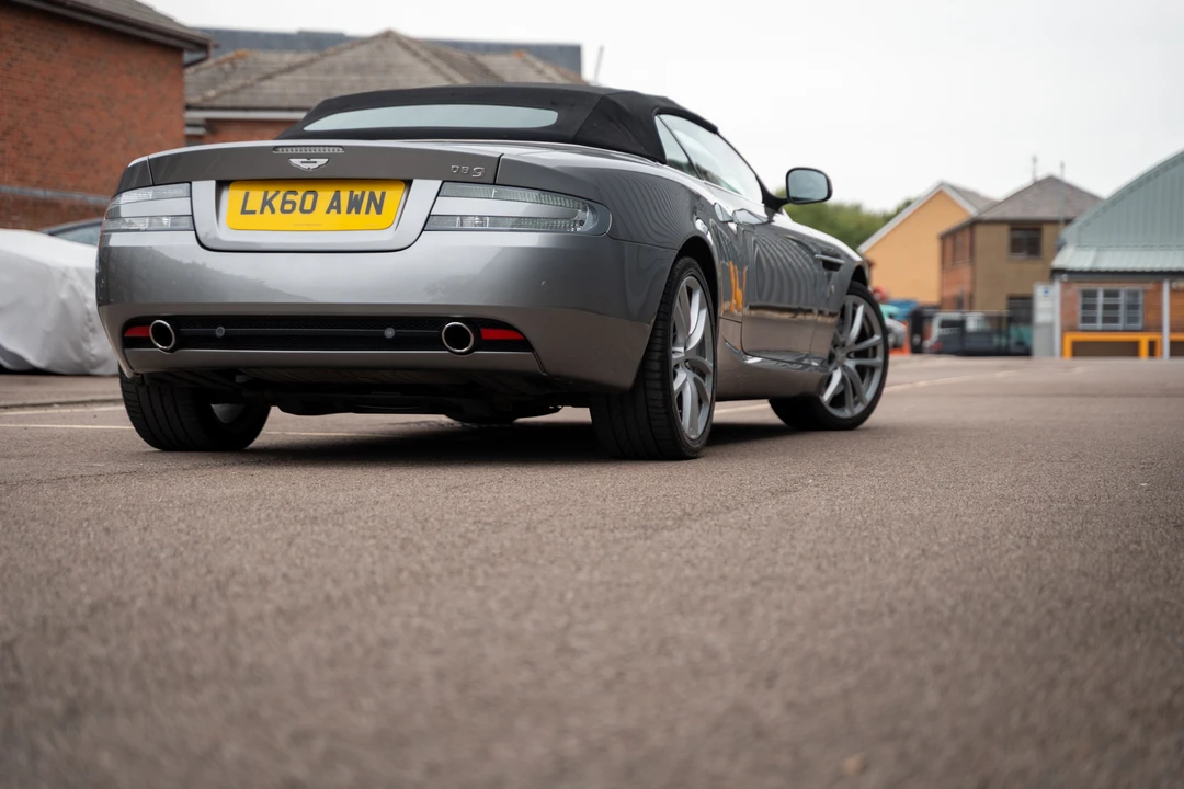 2011 Aston Martin DB9 - Image 5 of 31