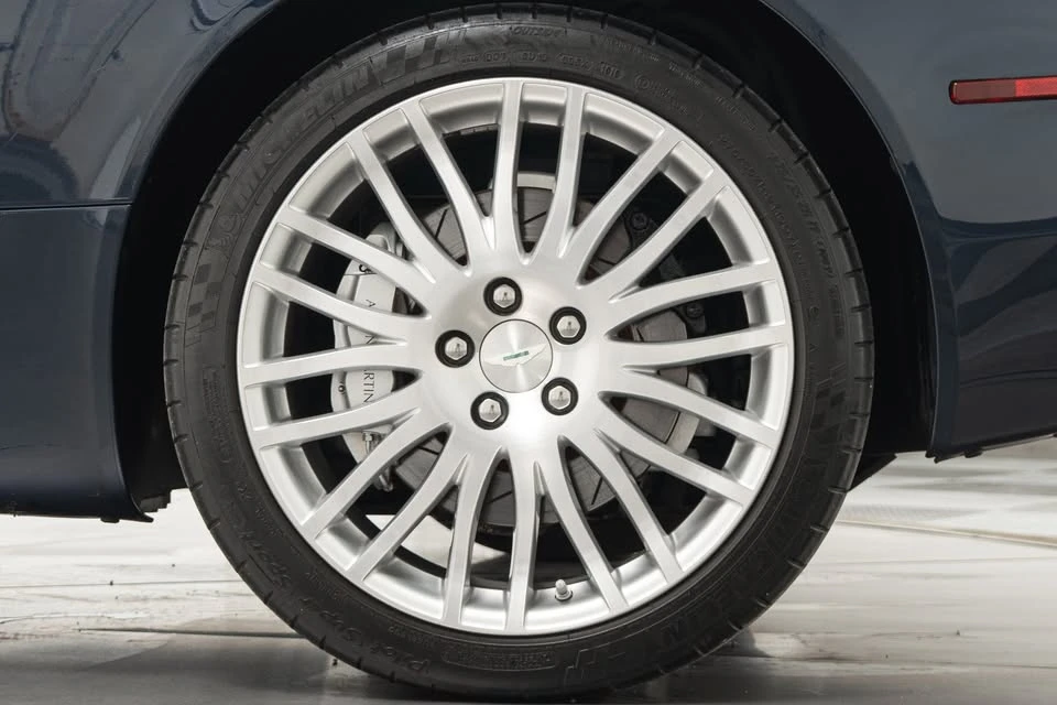 2011 Aston Martin DB9 - Image 7 of 15
