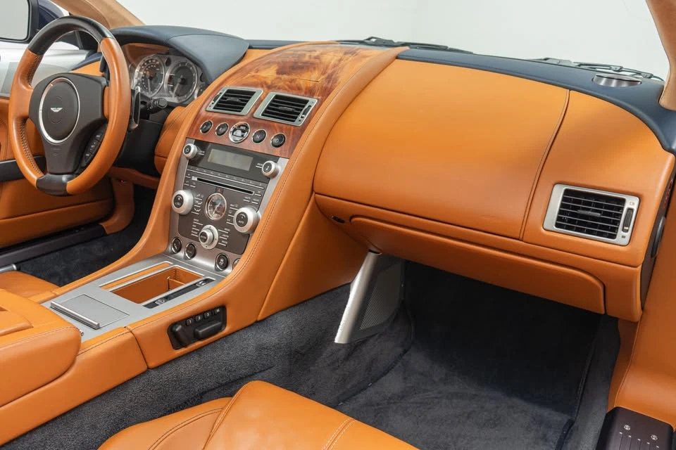2011 Aston Martin DB9 - Image 10 of 15