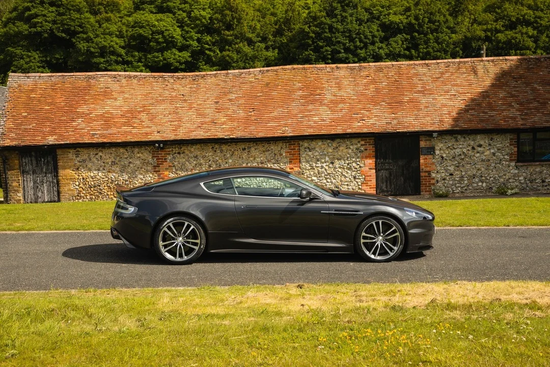 2011 Aston Martin DBS (2008-2012) - Image 26 of 30