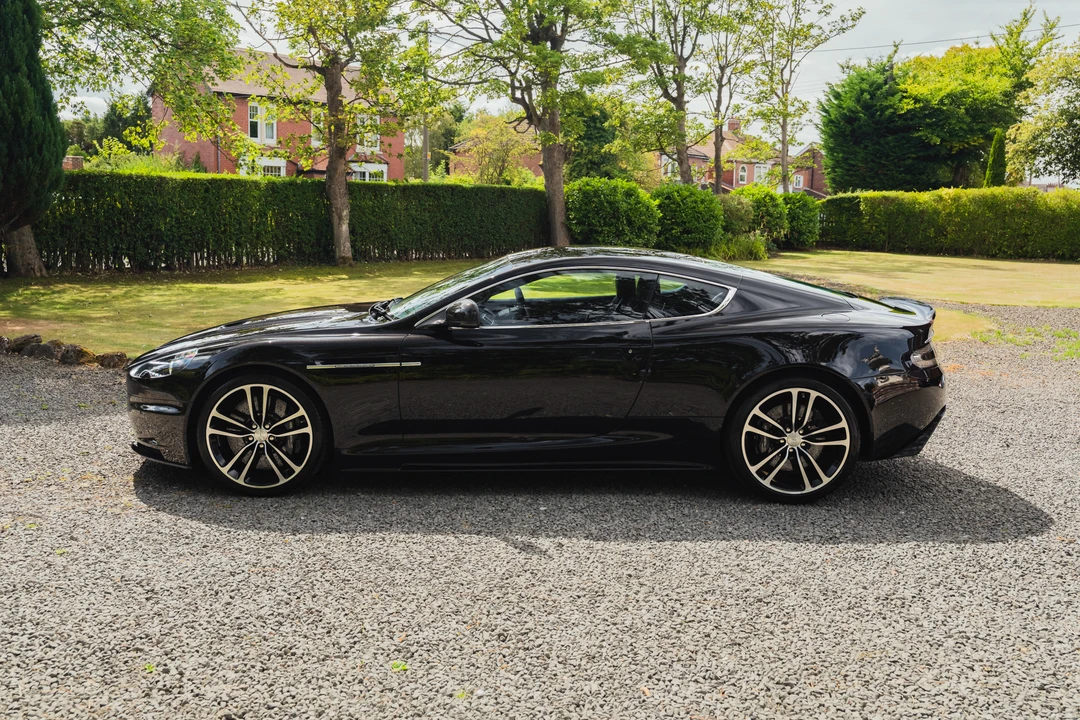 2011 Aston Martin DBS (2008-2012) - Image 8 of 31